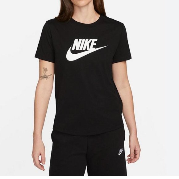 Nike Sportswear Women's Essential Futura Icon T Shirt Size XS - Picture 2 of 6